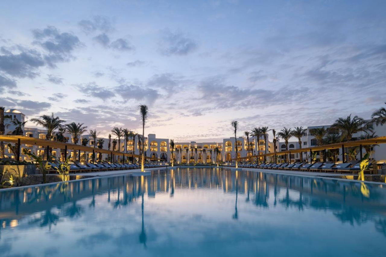 Serry Beach Resort フルガダ エクステリア 写真
